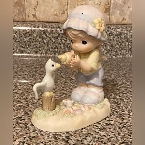 Friendship is waiting to be discovered